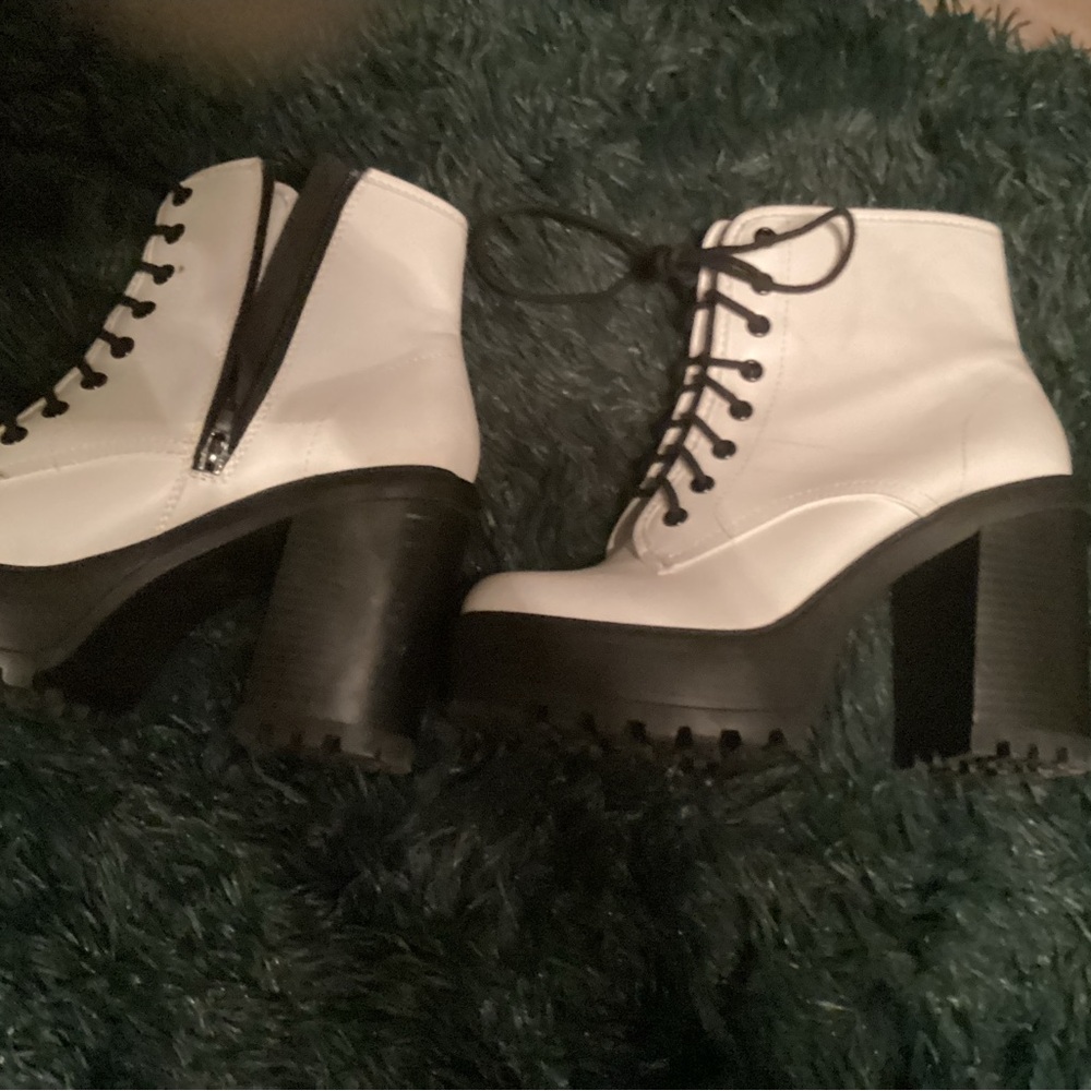 Combat boots - Picture 2 of 7